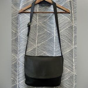 Vintage COACH Black Leather Sonoma Flap Messenger 4903